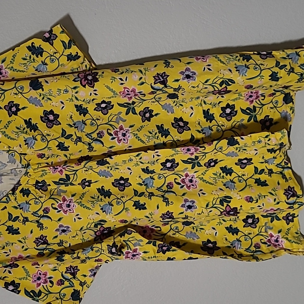 Yellow floral tee shirt